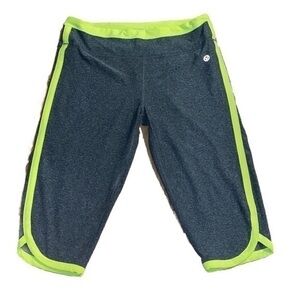 Vogo athletica Capri pants gray/neon green